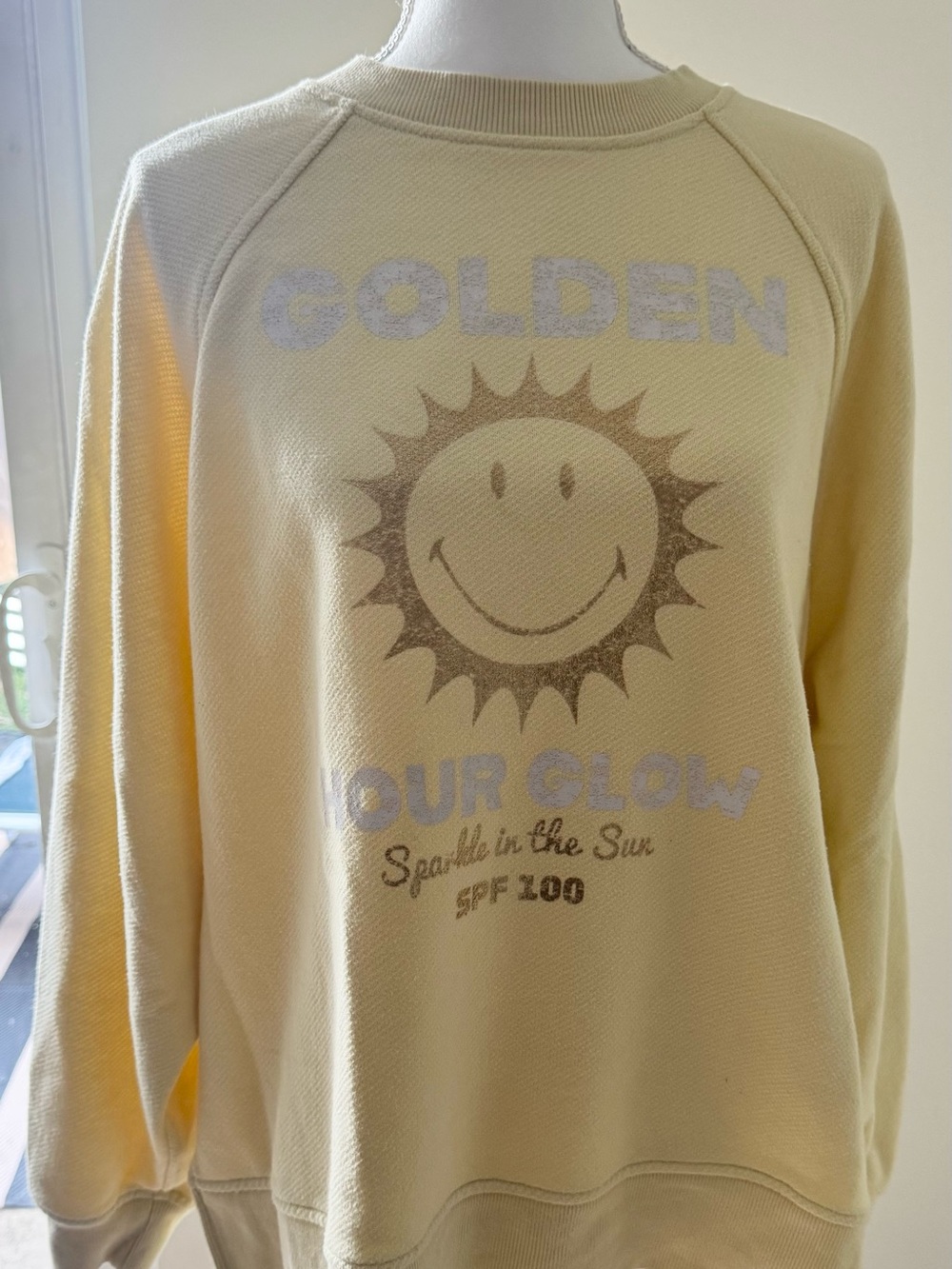 Aerie Golden Your Glow Smiley Sun Graphic Sweatshirt Size Medium